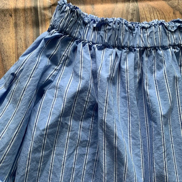 GAP blue striped off the shoulder blouse S - Picture 2 of 6